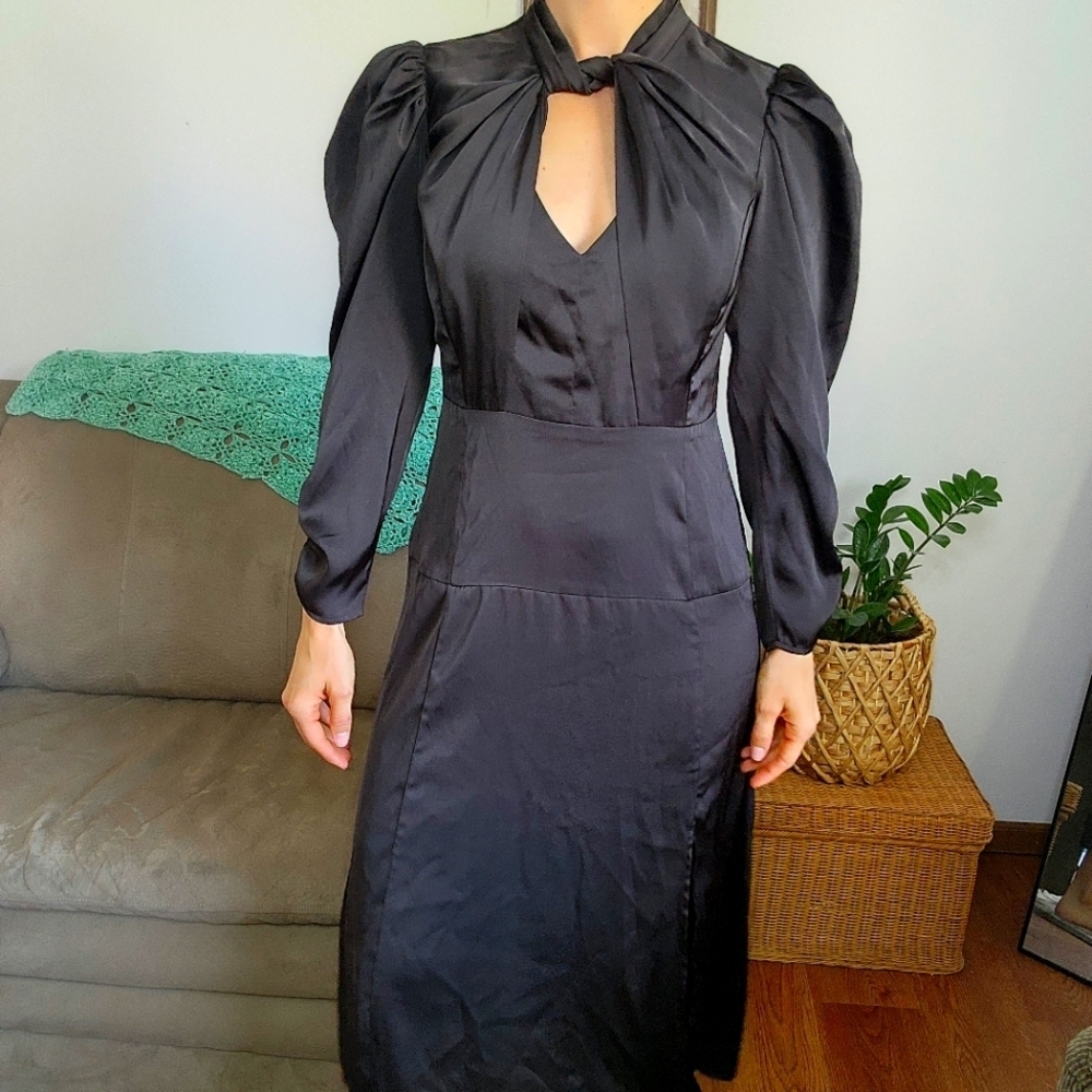 ASTR The Label Twist Mock Neck Midi Dress Size Large